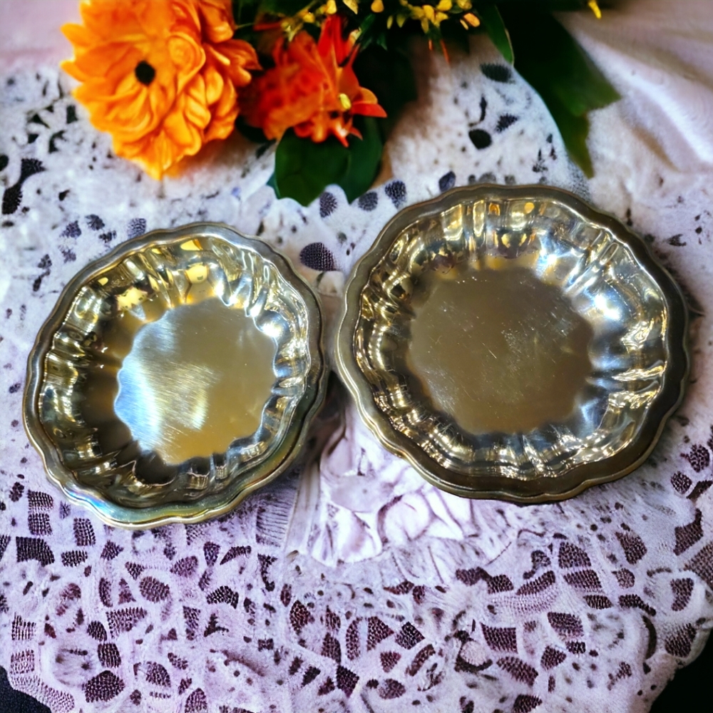 Not For Sale WM A. ROGERS Oneida Heavy Silver Plated 2 Bowls